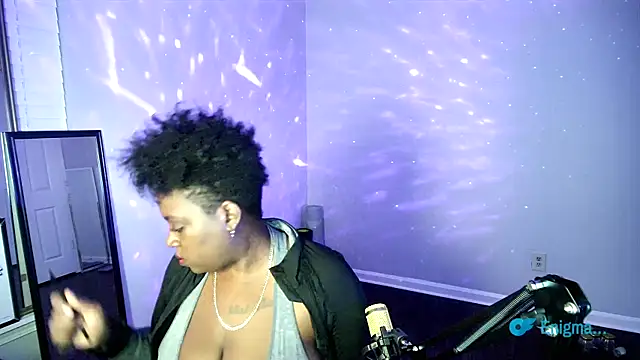 lovelyenigma365 online show from February 2026 12:17:02 AM