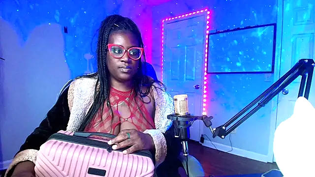 lovelyenigma365 online show from April 2026 06:13:02 PM