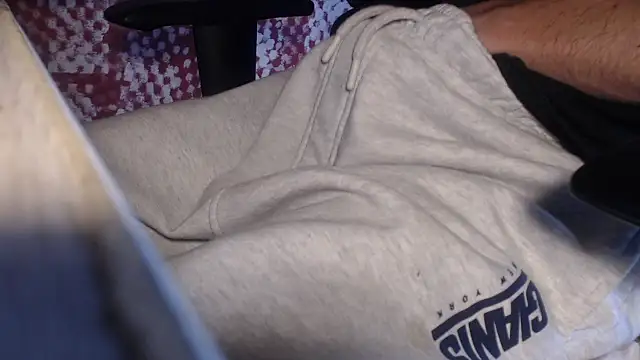 GreekDaddyNickOfficial online show from September 2025 04:28:02 AM