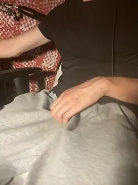 GreekDaddyNickOfficial online show from October 2025 05:53:02 PM