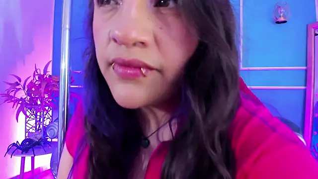 TaraTaylorr online show from February 2026 03:05:01 AM