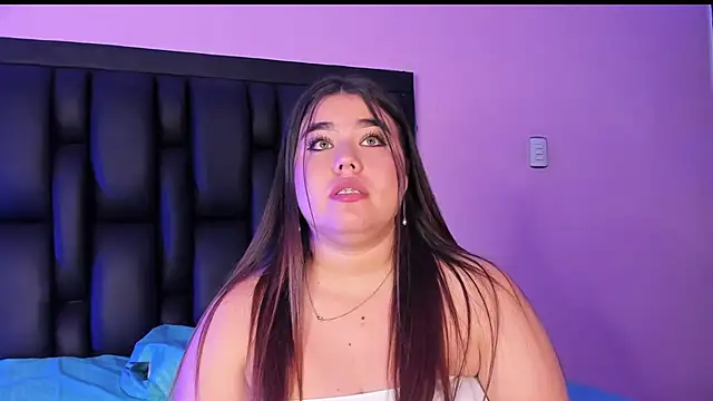 Snapshot of MadissonLee__ chatting on March 2025 07:27:02 PM MadissonLee online show from March 2025 07:27:02 PM