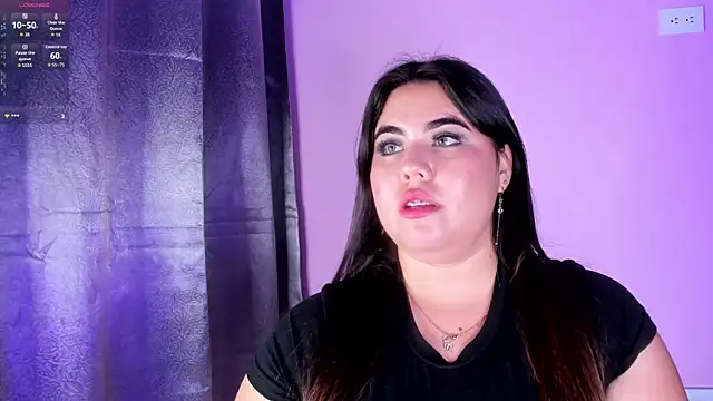 Snapshot of MadissonLee__ chatting on October 2025 07:11:01 PM MadissonLee online show from October 2025 07:11:01 PM