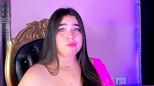 Snapshot of MadissonLee__ chatting on October 2025 07:23:01 PM MadissonLee online show from October 2025 07:23:01 PM