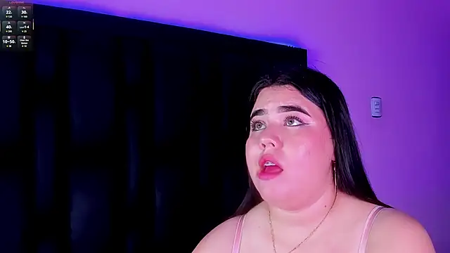 Snapshot of MadissonLee__ chatting on October 2025 07:13:02 PM MadissonLee online show from October 2025 07:13:02 PM