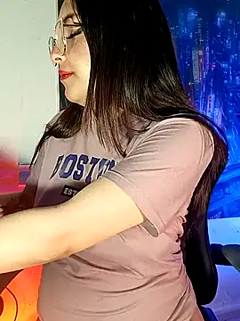 MiaStarts online show from February 2026 10:14:02 AM