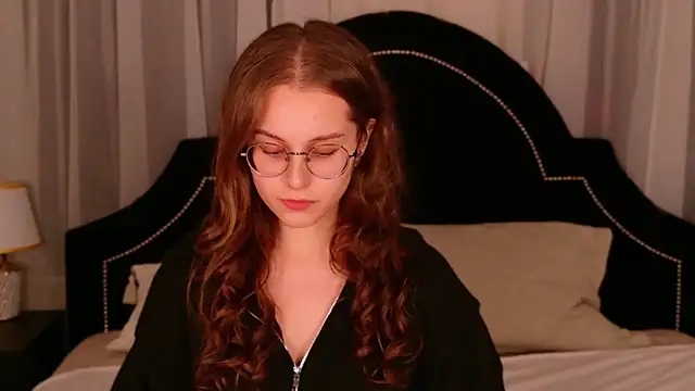 RileyMimicho online show from September 2025 08:14:01 PM