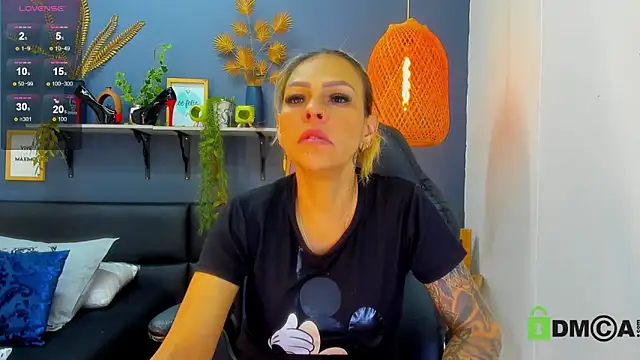 yessila parker online show from April 2026 08:57:02 AM