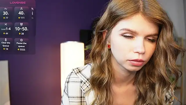 AmityDilley online show from October 2025 06:33:01 AM