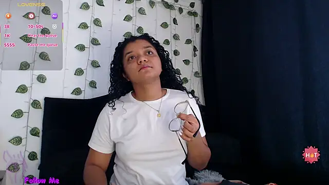 Snapshot of victtoria_cane63 chatting on July 2026 09:54:02 PM victtoria cane63 online show from July 2026 09:54:02 PM
