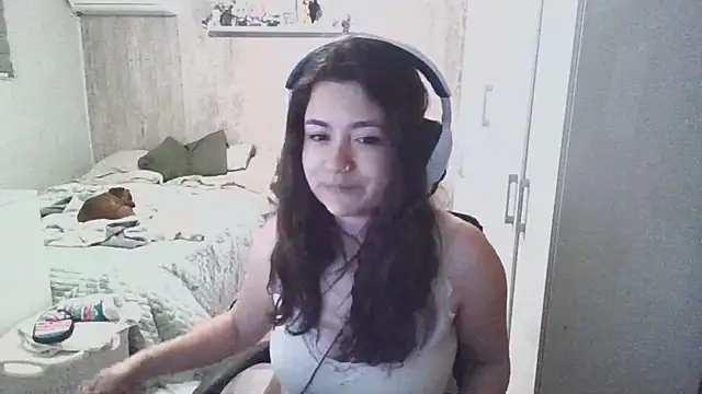 Snapshot of Piolapk chatting on October 2025 01:49:02 AM Piolapk online show from October 2025 01:49:02 AM