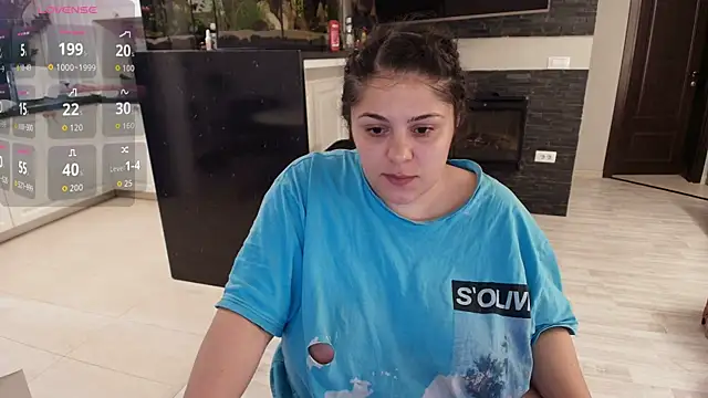 Layla- online show from September 2025 09:53:02 AM