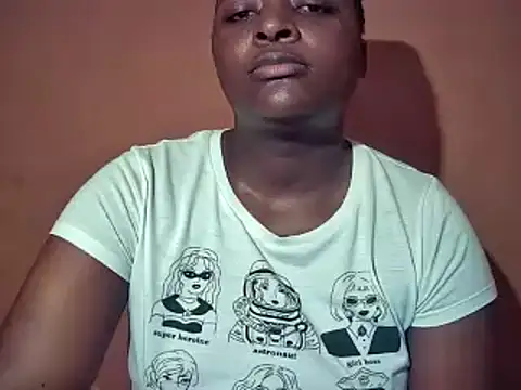 Snapshot of sexyhips2001 chatting on November 2025 10:30:01 PM sexyhips2001 online show from November 2025 10:30:01 PM