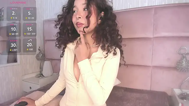 Marianna Ray  online show from September 2025 08:25:01 PM