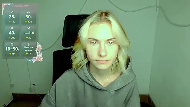 Snapshot of Fiona_Night chatting on October 2025 11:08:02 AM Fiona Night online show from October 2025 11:08:02 AM