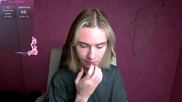 Snapshot of Fiona_Night chatting on October 2025 05:07:02 AM Fiona Night online show from October 2025 05:07:02 AM