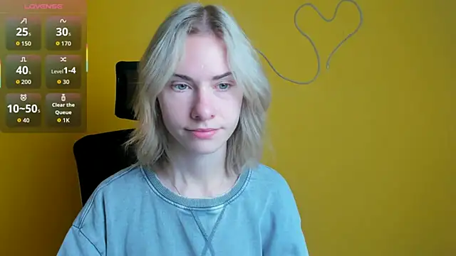 Snapshot of Fiona_Night chatting on October 2025 05:04:02 AM Fiona Night online show from October 2025 05:04:02 AM