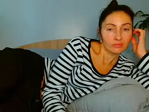 Irina9793 online show from November 2025 09:53:02 AM