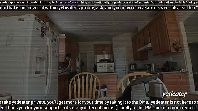 Snapshot of yetieater chatting on February 2025 04:39:02 PM yetieater online show from February 2025 04:39:02 PM