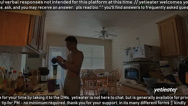 Snapshot of yetieater chatting on February 2026 04:19:02 PM yetieater online show from February 2026 04:19:02 PM