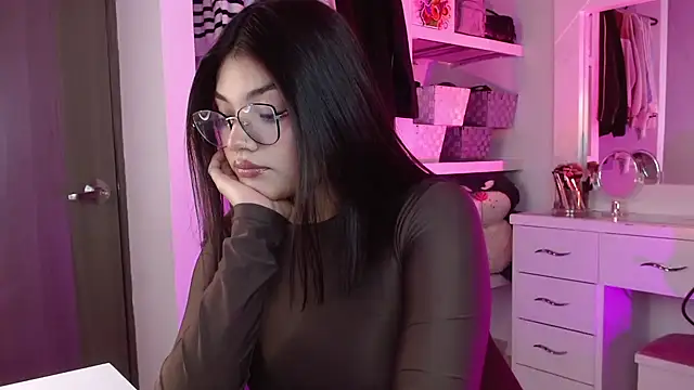  Camilaaa  online show from September 2025 05:50:01 AM