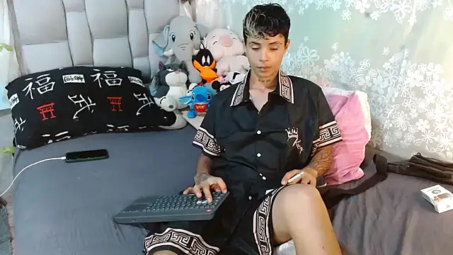 aron love maya online show from November 2025 01:48:01 AM