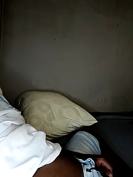 menzix96 online show from November 2025 06:40:01 PM