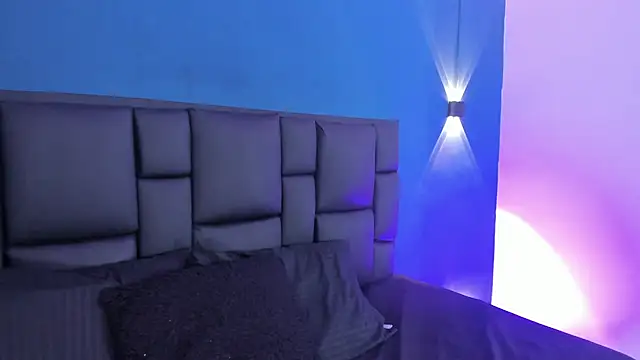 DANESKA HILLER online show from October 2025 03:10:02 PM