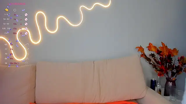 dinky  emily online show from September 2025 10:59:02 AM