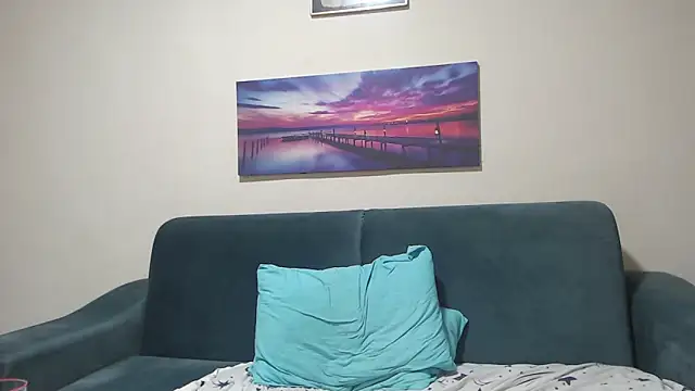 Tiberius hunk online show from October 2025 07:58:02 PM