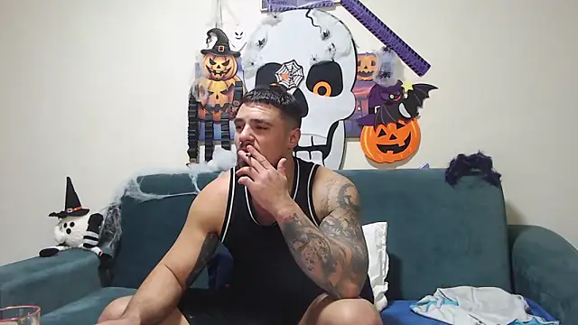 Tiberius hunk online show from November 2025 06:30:01 PM