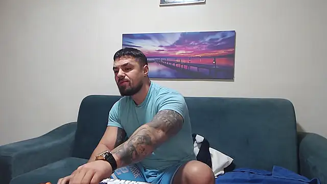 Tiberius hunk online show from December 2025 06:33:02 AM