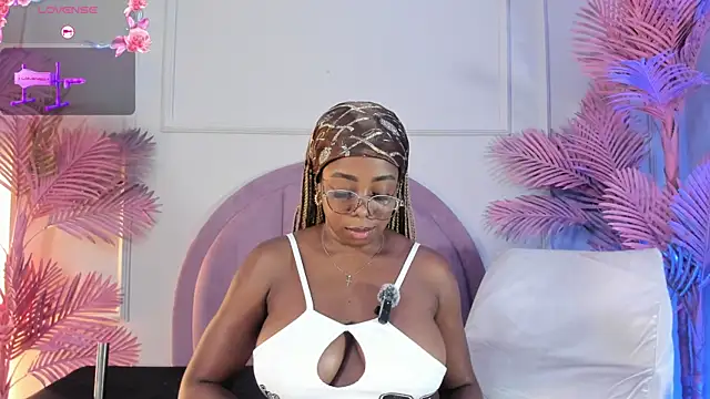 Hanaahquinn online show from April 2026 11:40:02 AM