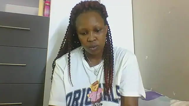 Snapshot of Squirt_Goddesss chatting on September 2025 04:52:01 PM Squirt Goddesss online show from September 2025 04:52:01 PM