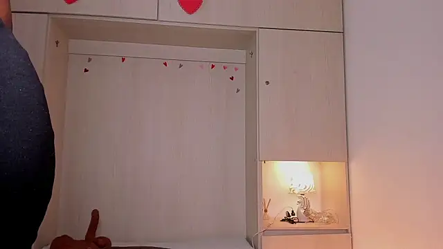 BeverlySteel online show from April 2026 08:01:02 PM