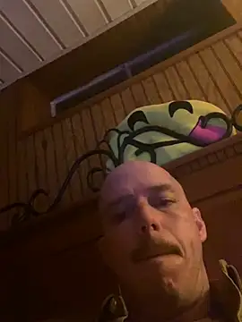 Mac ThunderCock online show from March 2025 06:57:01 AM