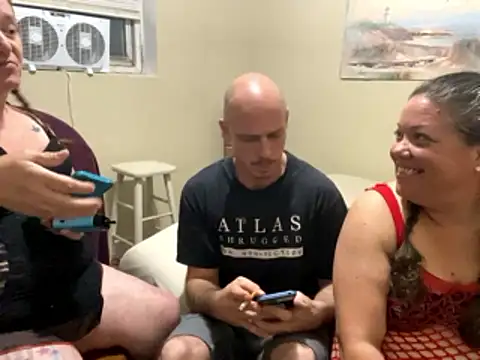 Mac ThunderCock online show from June 2026 03:35:01 AM