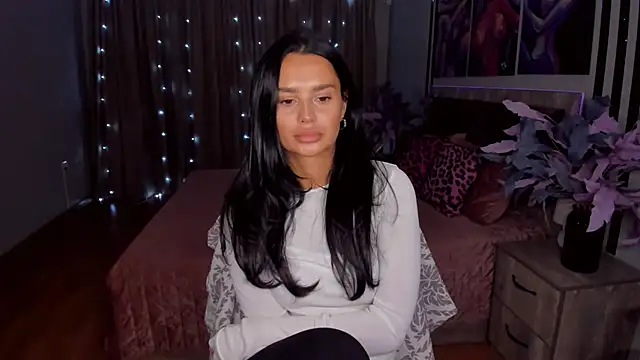 DanaSincere online show from September 2025 03:50:01 AM