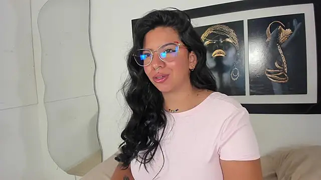 emilyy cooperr online show from December 2025 12:09:01 PM