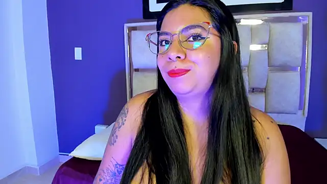 emilyy cooperr online show from February 2026 12:09:02 PM