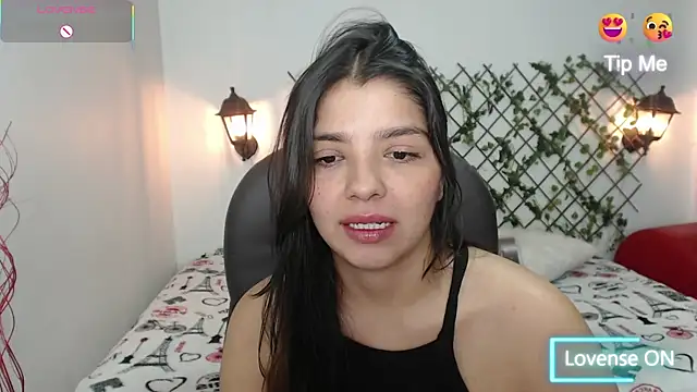 Snapshot of issa__nassar chatting on September 2025 01:33:01 PM issa nassar online show from September 2025 01:33:01 PM