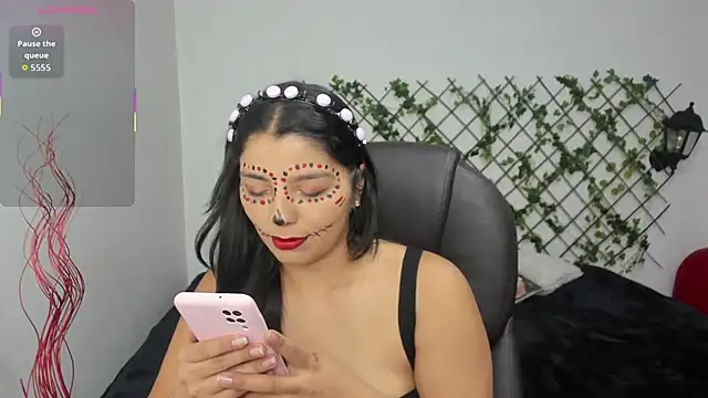 Snapshot of issa__nassar chatting on October 2025 01:45:02 PM issa nassar online show from October 2025 01:45:02 PM