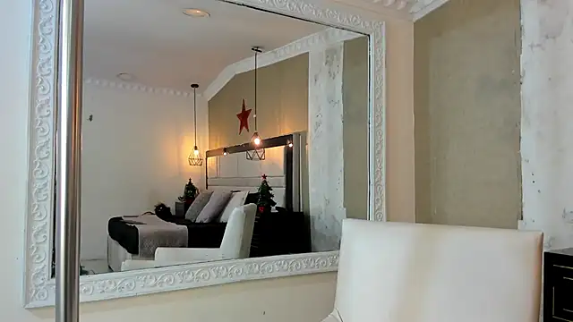 LiliJensen online show from December 2025 08:16:02 PM