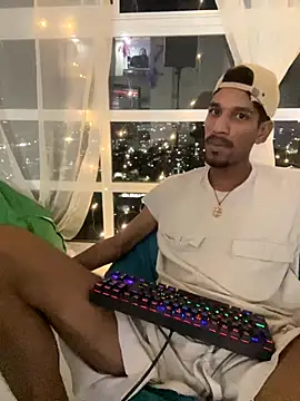 Miguel bigcock online show from October 2025 11:29:02 PM