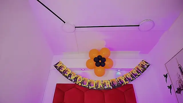 Jonas Rivers online show from October 2025 01:11:01 PM