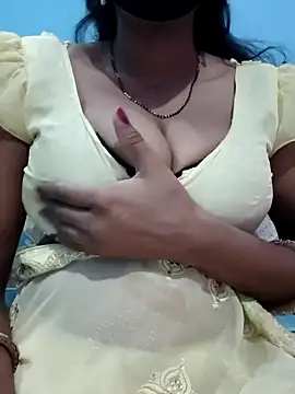 Snapshot of Sexyradha_ chatting on February 2026 06:08:02 PM Sexyradha online show from February 2026 06:08:02 PM