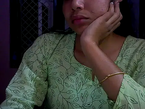 mayra89 online show from October 2025 01:43:02 PM