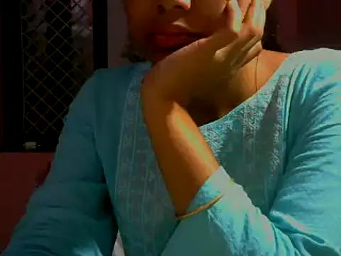 mayra89 online show from November 2025 04:06:02 PM