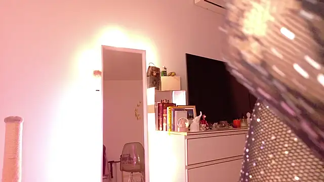 MiaKnoxxx online show from January 2026 08:23:01 PM