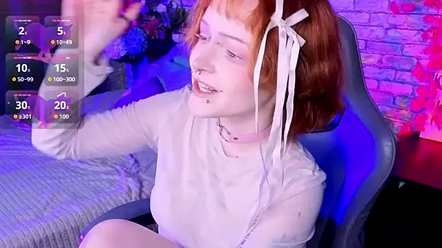 NicoleFlloret online show from September 2025 08:45:01 PM